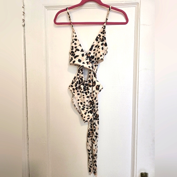 Aerie | Leopard Wrap One Piece Swimsuit | Size XS Long - Picture 8 of 15